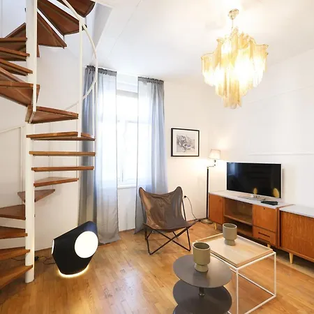 The Big Blue - 3br Loft Zadar