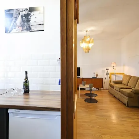 The Big Blue - 3br Loft