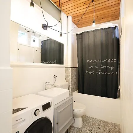 The Big Blue - 3br Loft